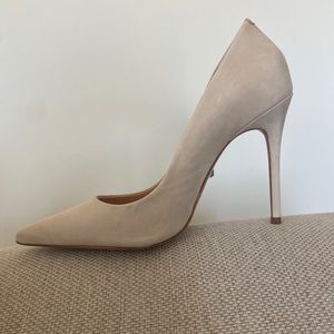 Bone colored suede pumps